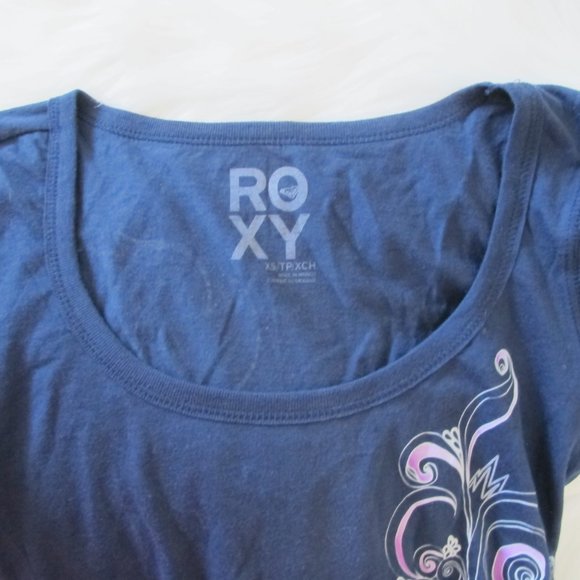 Roxy  | Whimsical "In Like Flyn" Printed Half Sleeve Top - Picture 6 of 7